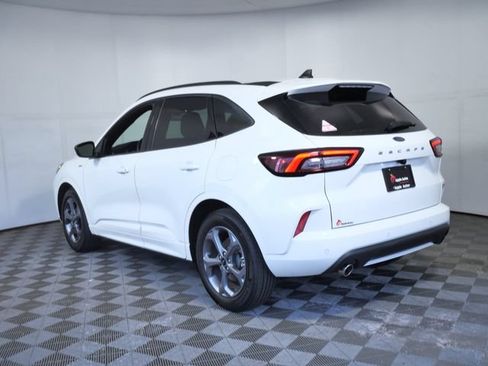 Certified 2023 Ford Escape ST-Line w/ Tech Pack #1 FWD image 4