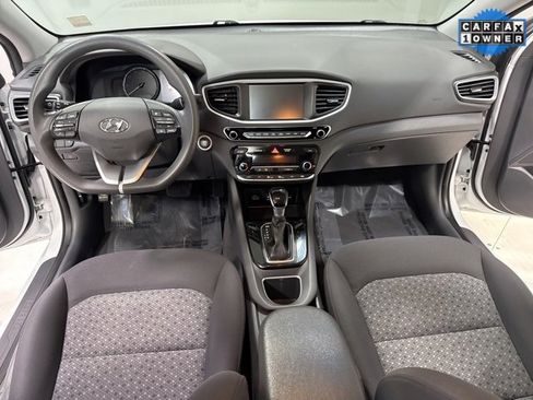 Used 2018 Hyundai Ioniq Blue image 11