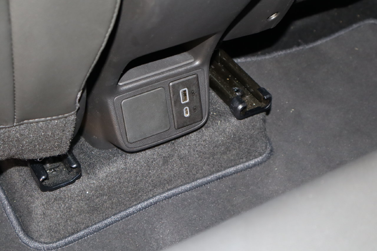 Used 2024 Buick Encore GX Sport Touring w/ Comfort Package FWD image 18