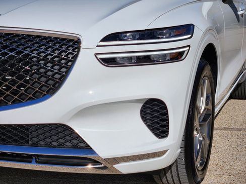 Used 2025 Genesis GV70 2.5T image 6