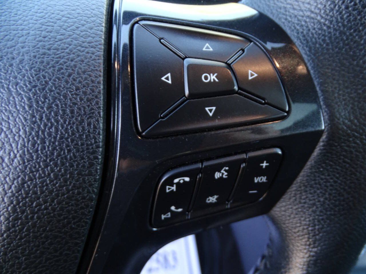 Used 2019 Ford Explorer AWD XLT w/ XLT Sport Appearance Package image 21
