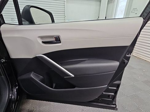 Used 2022 Toyota Corolla Cross L FWD image 37