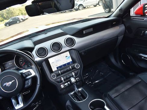 Used 2022 Ford Mustang Premium image 14