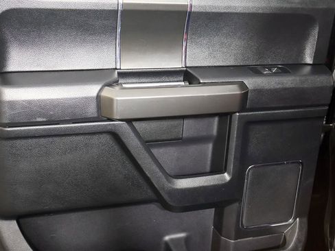 Used 2020 Ford F150 Lariat w/ Equipment Group 502A Luxury image 38