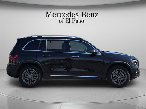 New 2026 Mercedes-Benz GLB 250 image 12