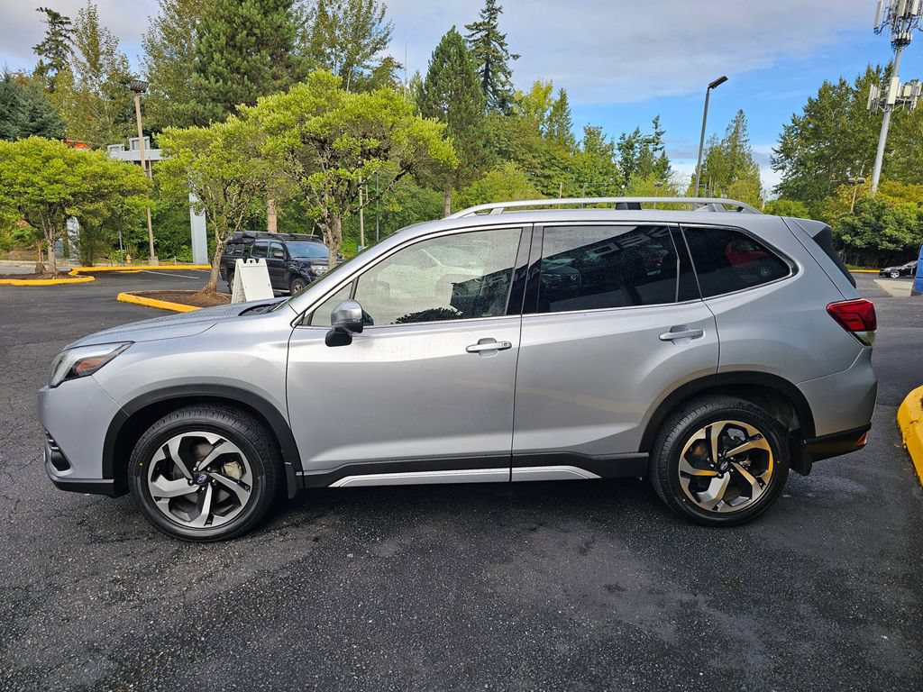 Certified 2023 Subaru Forester Touring AWD/4WD image 4