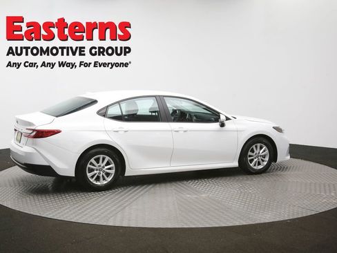 Used 2025 Toyota Camry LE FWD image 42