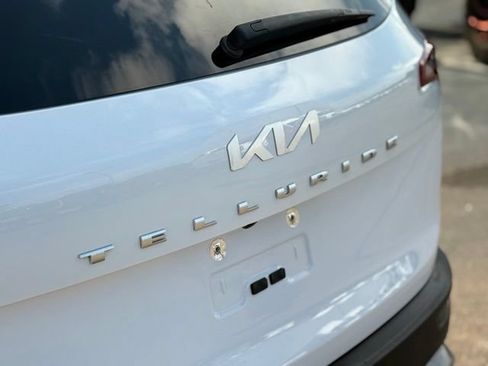 Used 2022 Kia Telluride EX w/ Towing Package AWD/4WD image 41