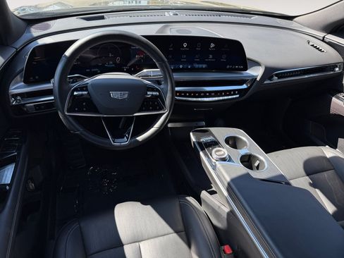Used 2024 Cadillac Lyriq Sport w/ LPO, Floor Liner Package AWD/4WD image 15