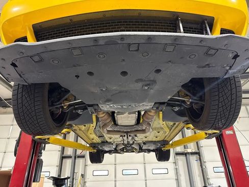 Used 2017 Dodge Challenger SRT Hellcat RWD image 24
