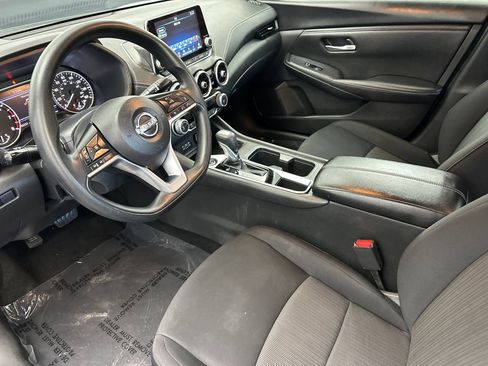 Used 2024 Nissan Sentra SV FWD image 9