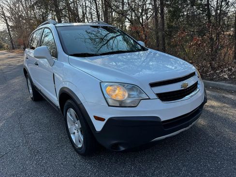Used 2012 Chevrolet Captiva Sport LS image 4