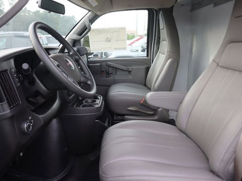 New 2025 GMC Savana 3500 w/ Power Convenience Package image 18