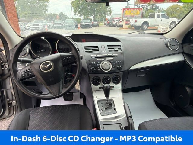 Used 2010 MAZDA MAZDA3 i Touring FWD image 12