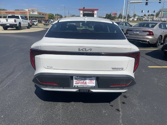 Used 2025 Kia K4 FWD image 32
