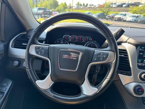 Used 2020 GMC Yukon SLE AWD/4WD image 12