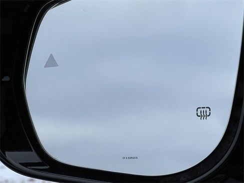 New 2025 Jeep Grand Cherokee Altitude image 37