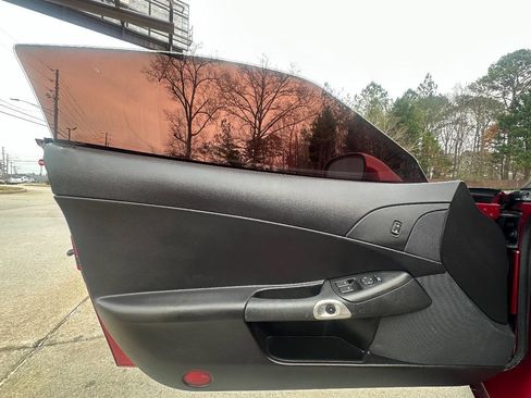 Used 2009 Chevrolet Corvette Base 2dr Coupe w/3LT image 18