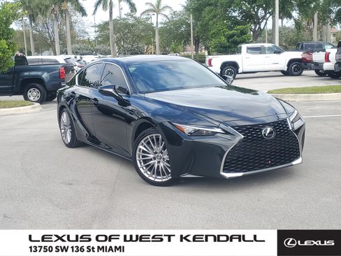 Used 2025 Lexus IS 300 w/ Premium Package image 1