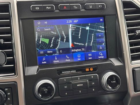 Used 2021 Ford F350 Platinum w/ Tremor Off-Road Package image 37