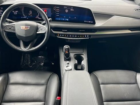Used 2024 Cadillac XT4 Premium Luxury AWD/4WD image 16