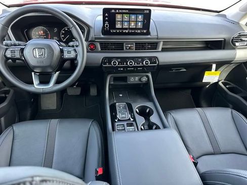 New 2025 Honda Pilot EX-L image 16
