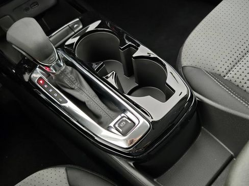 New 2026 Chevrolet Trax LT w/ Driver Confidence Package FWD image 20