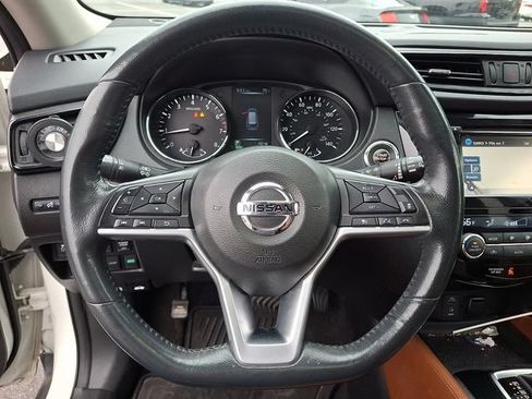 Used 2017 Nissan Rogue SL w/ SL Premium Package AWD/4WD image 13