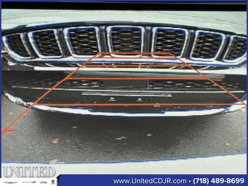 Used 2017 Chevrolet Cruze LT w/ Convenience Package image 30