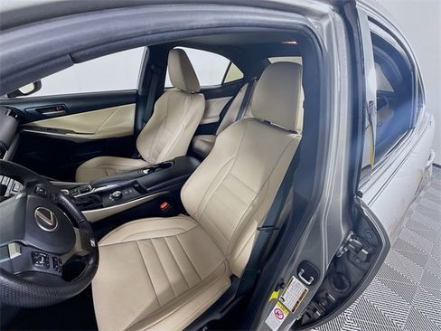 Used 2018 Lexus IS 350 image 5
