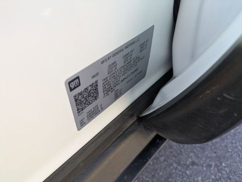 Used 2022 GMC Acadia SLE w/ Driver Convenience Package image 36