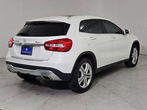 Used 2018 Mercedes-Benz GLA 250 4MATIC image 6