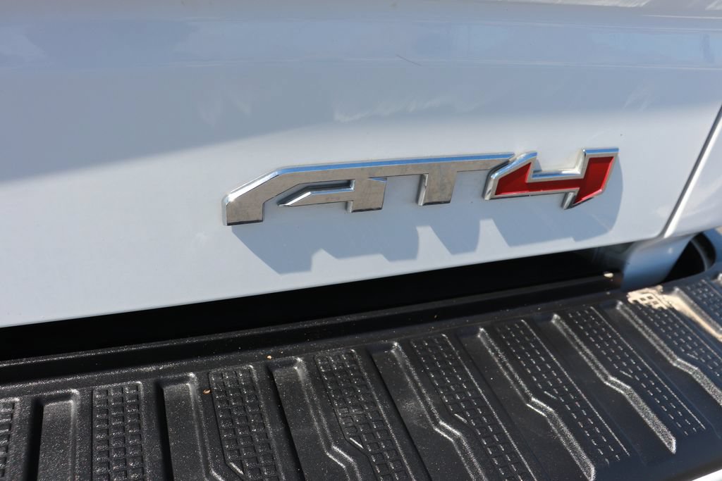 Used 2025 GMC Sierra 1500 AT4 AWD/4WD image 6