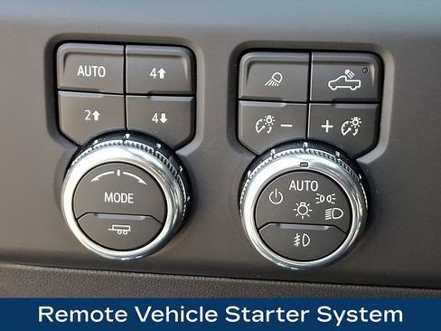 Used 2026 GMC Sierra 1500 AT4 image 9