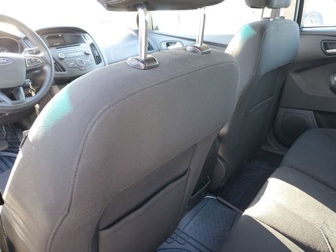 Used 2016 Ford Focus SE image 15