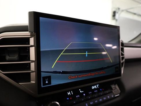 Used 2025 Toyota Tundra Limited image 19