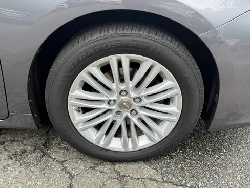 Used 2013 Lexus ES 350 w/ Luxury Pkg FWD image 9