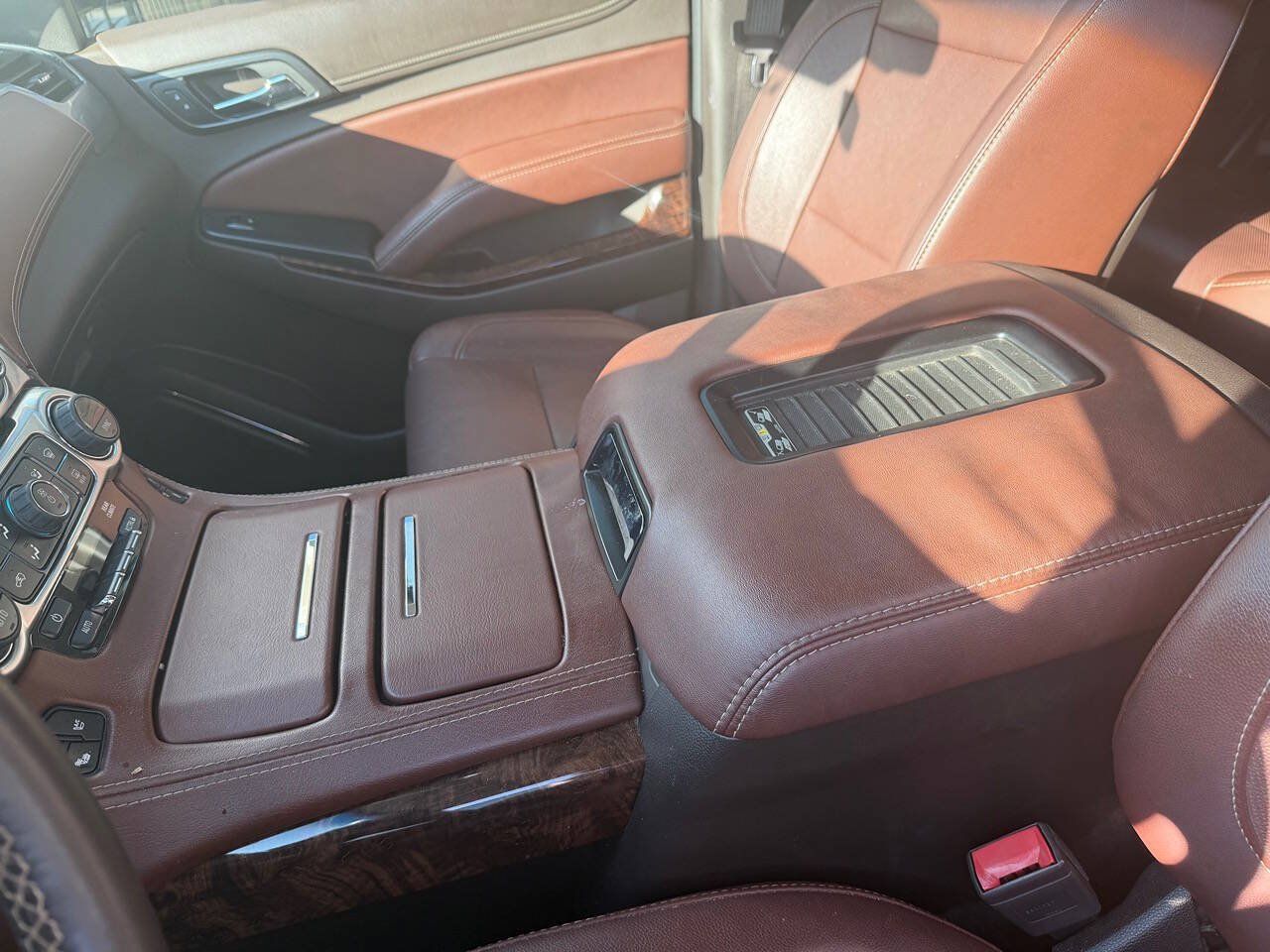 Used 2015 Chevrolet Tahoe LTZ RWD image 10