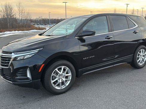 Used 2022 Chevrolet Equinox LT image 14