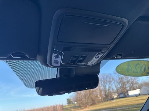 Used 2024 Honda Ridgeline Black Edition image 22