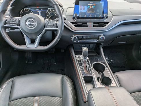 Used 2025 Nissan Altima 2.5 SR FWD image 22