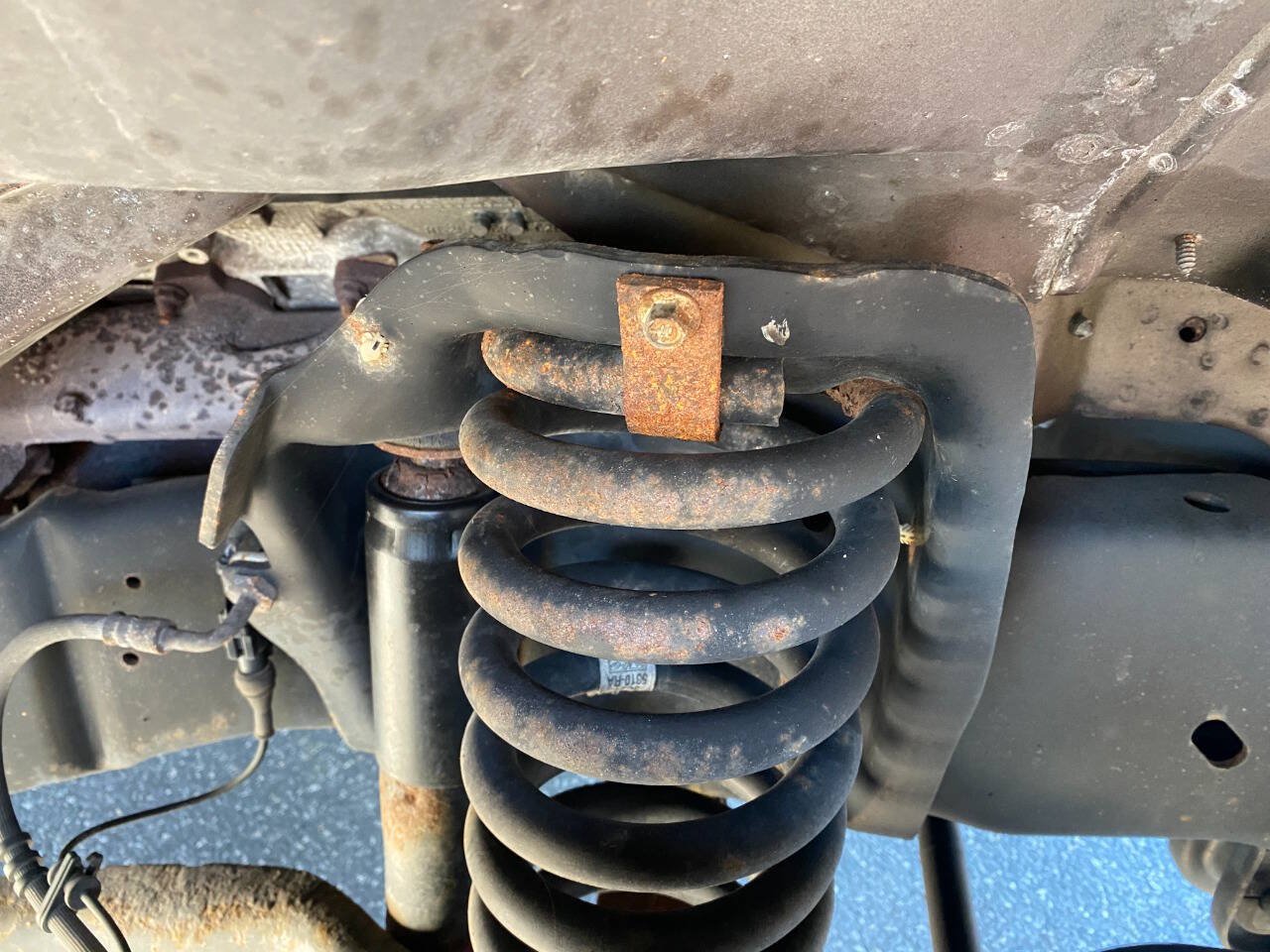 Used 2009 Ford E-350 and Econoline 350 Super Duty RWD image 23