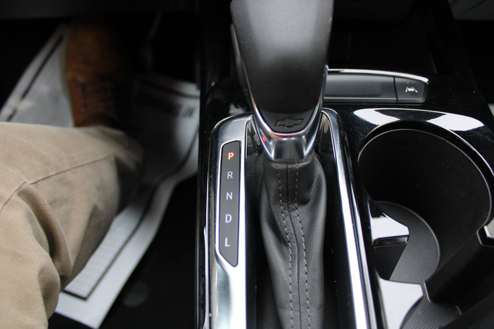 Used 2025 Chevrolet Trax LT FWD image 21