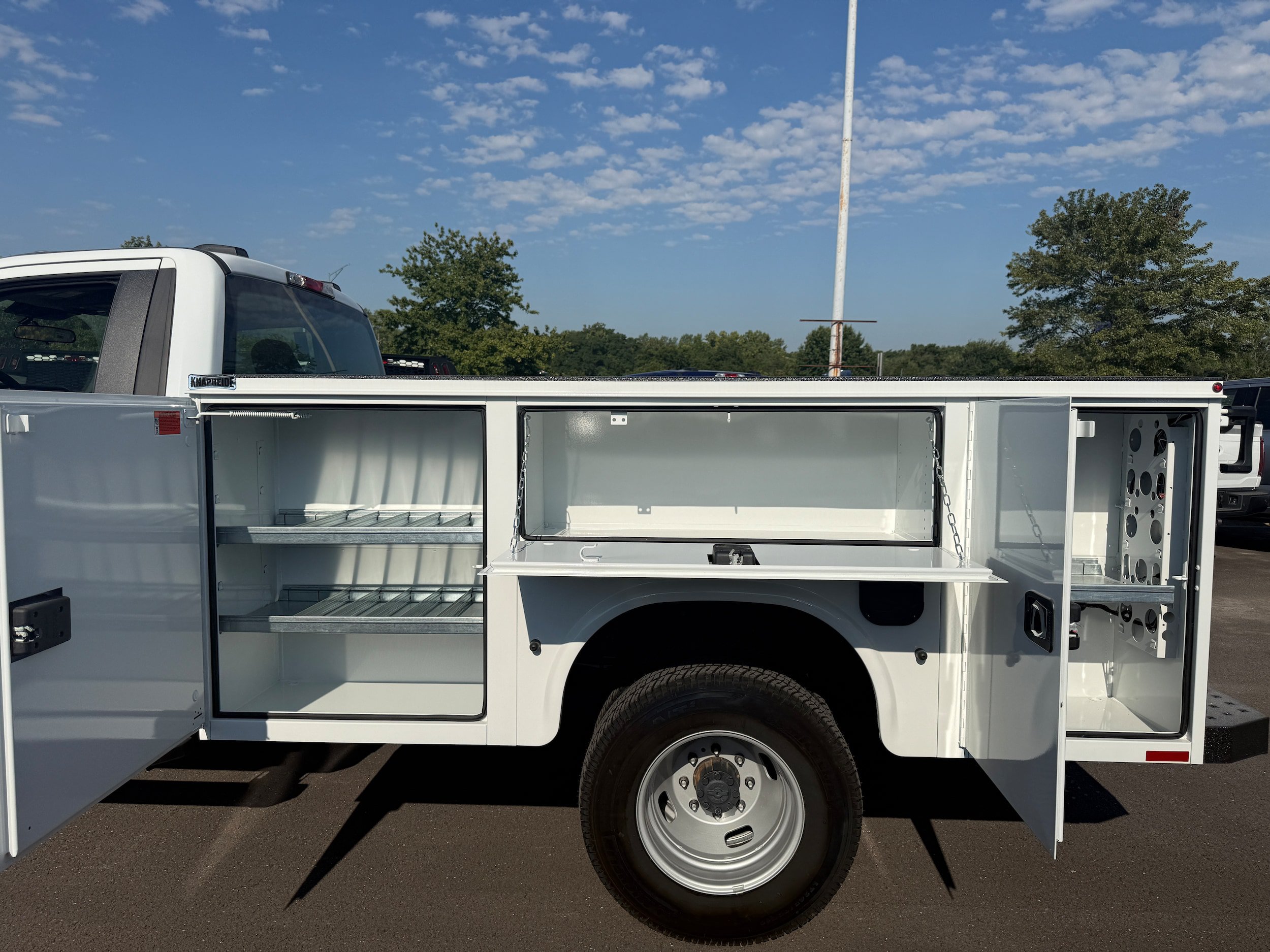 New 2025 Ford F350 XL w/ XL Chrome Package AWD/4WD image 10