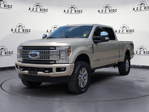 Used 2018 Ford F250 Platinum w/ Platinum Ultimate Package AWD/4WD image 3