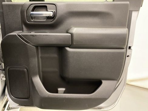 Used 2023 Chevrolet Silverado 2500 LT w/ Convenience Package image 13