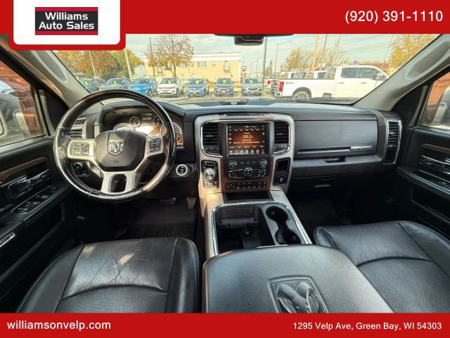 Used 2015 RAM 1500 Laramie w/ Convenience Group AWD/4WD image 18