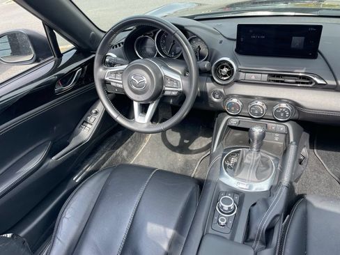 Certified 2025 MAZDA MX-5 Miata RF Grand Touring RWD image 12