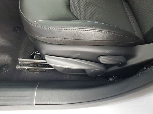 Used 2025 Jeep Compass Latitude w/ Altitude Special Edition image 30