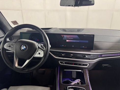 Used 2023 BMW X7 xDrive40i w/ Premium Package AWD/4WD image 15
